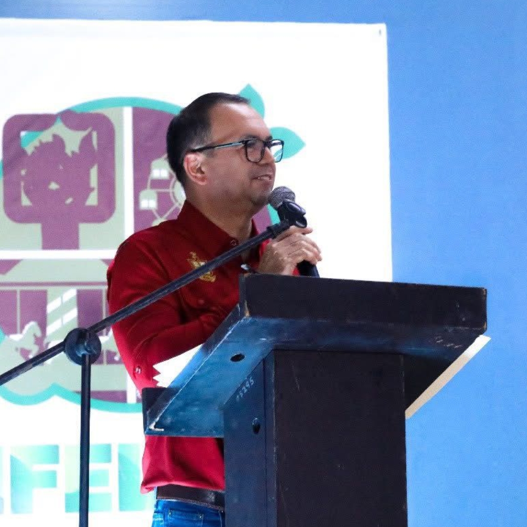 Llega a Tecomán Por Primera Vez La Monumental Rueda Panorámica De 34 Metros; Armando Reyna