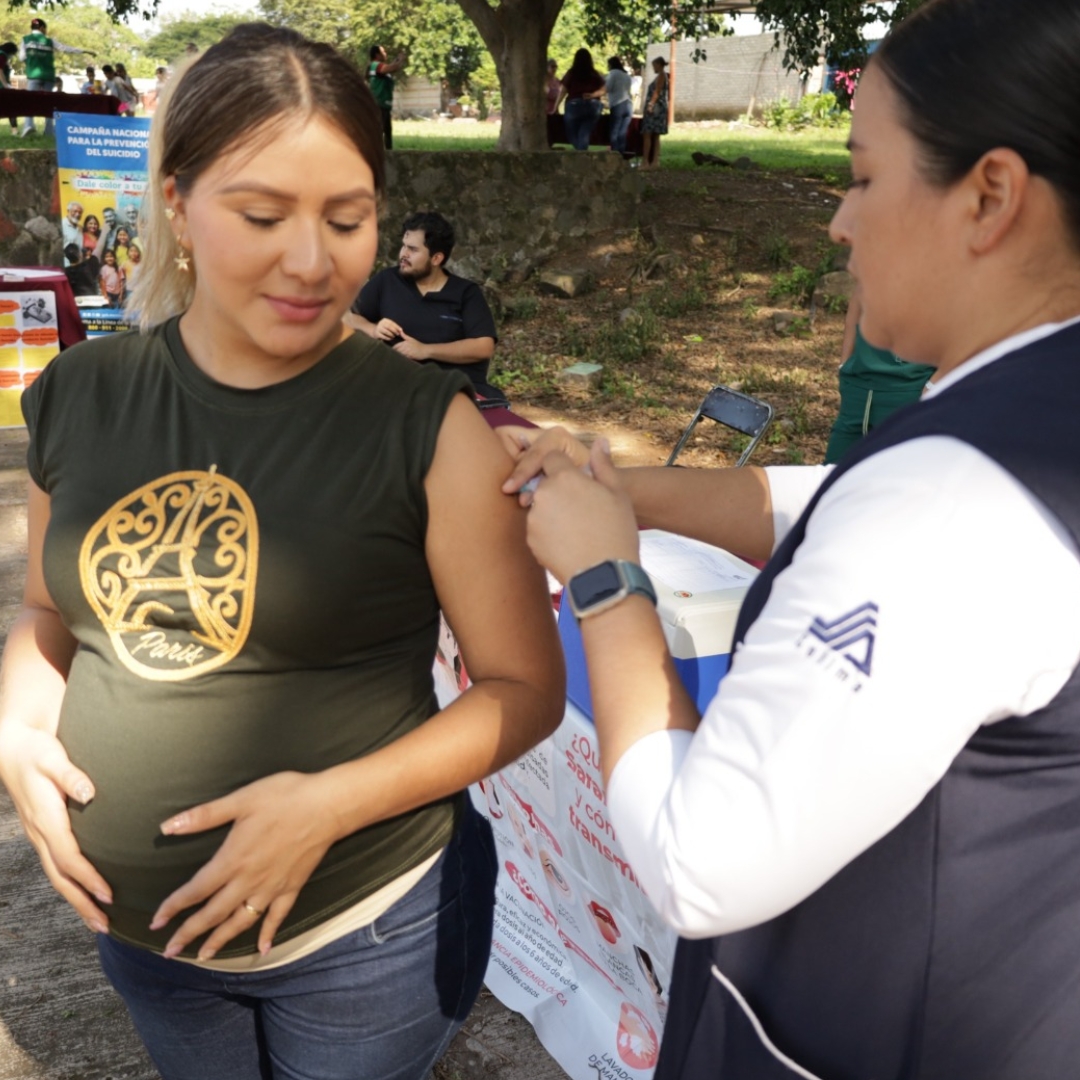 Salud Colima refuerza prevención contra el Virus Sincitial Respiratorio en la Semana Nacional de Vacunación 2026