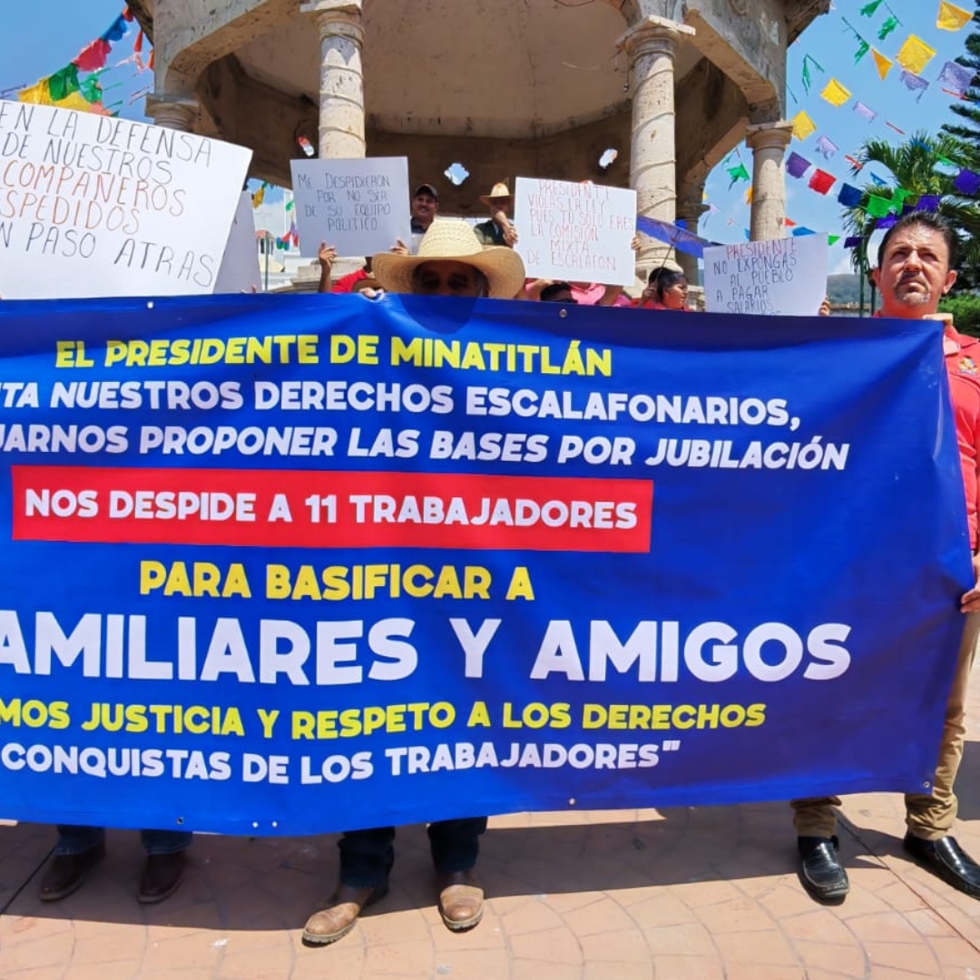 Despide alcalde de Minatitlán a once sindicalizados para basificar a 20 familiares