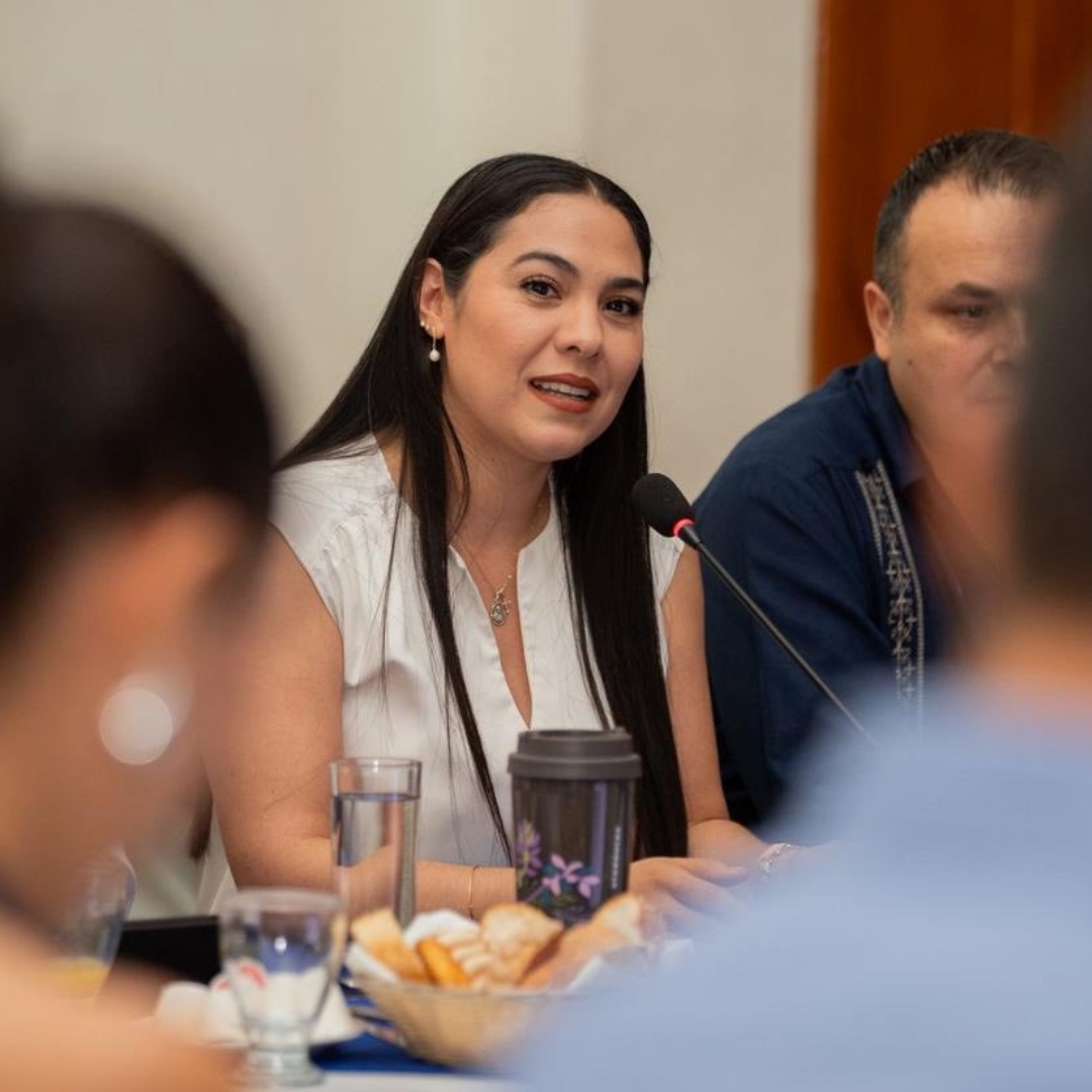 Indira Vizcaíno presenta ante Coparmex Manzanillo balance de proyectos y destaca crecimiento económico