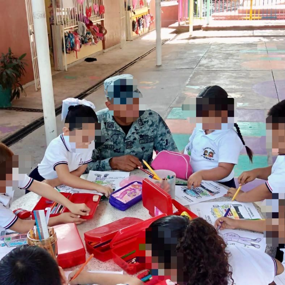 Guardia Nacional fortalece valores cívicos en estudiantes de Armería y Manzanillo 