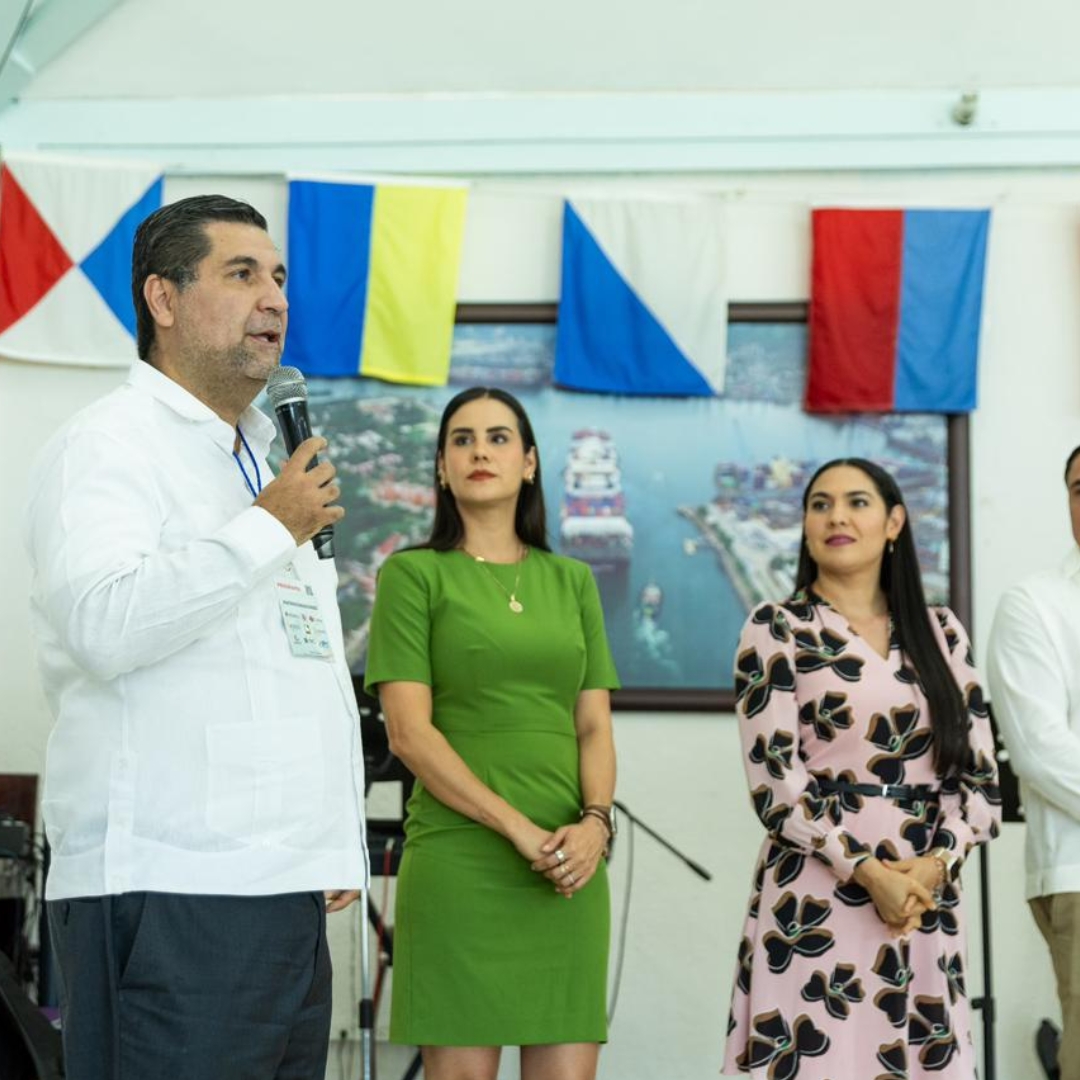 ‎Indira Vizcaíno reconoce a CMIC Colima por 40 aniversario y su apoyo para hacer cosas en beneficio de la gente